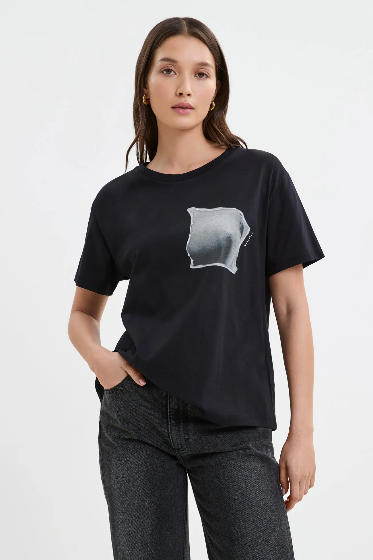 Torn Graphic Tee High-End Quality All-Season Comfort Wear
