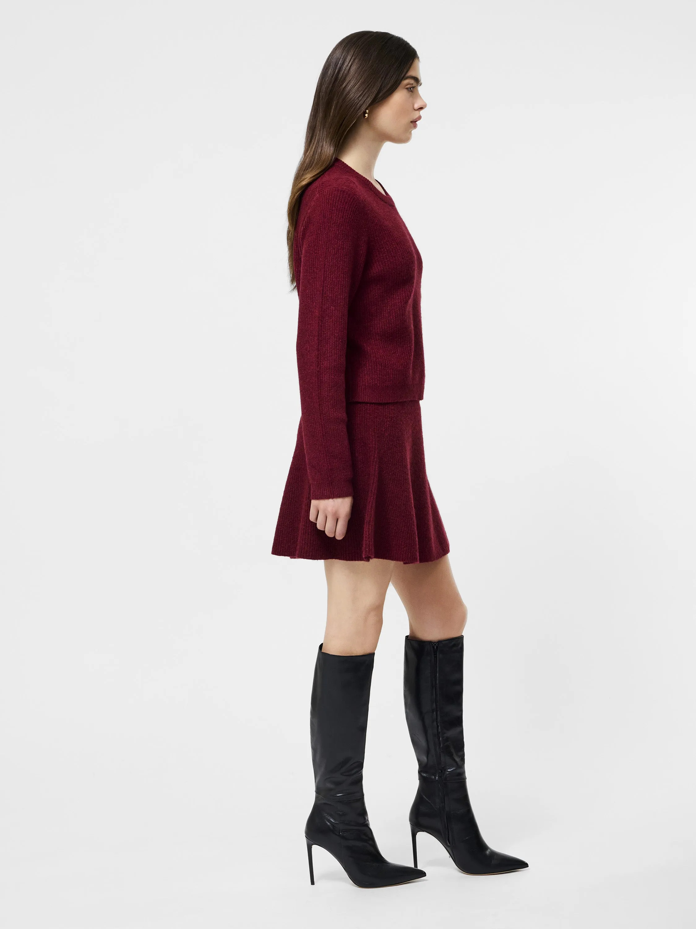 Gentle Wash Process Light Weight Vhari Knit Classic Sweater