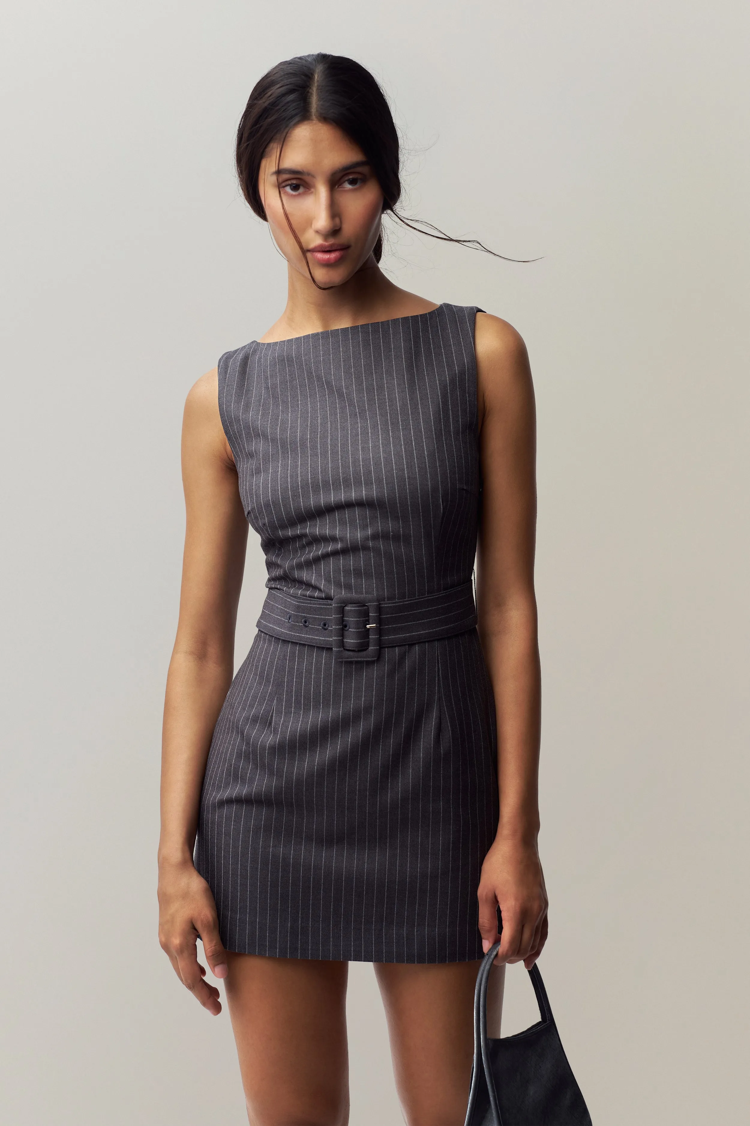 Outdoor Scene Bold Structure Via Pinstripe Dress