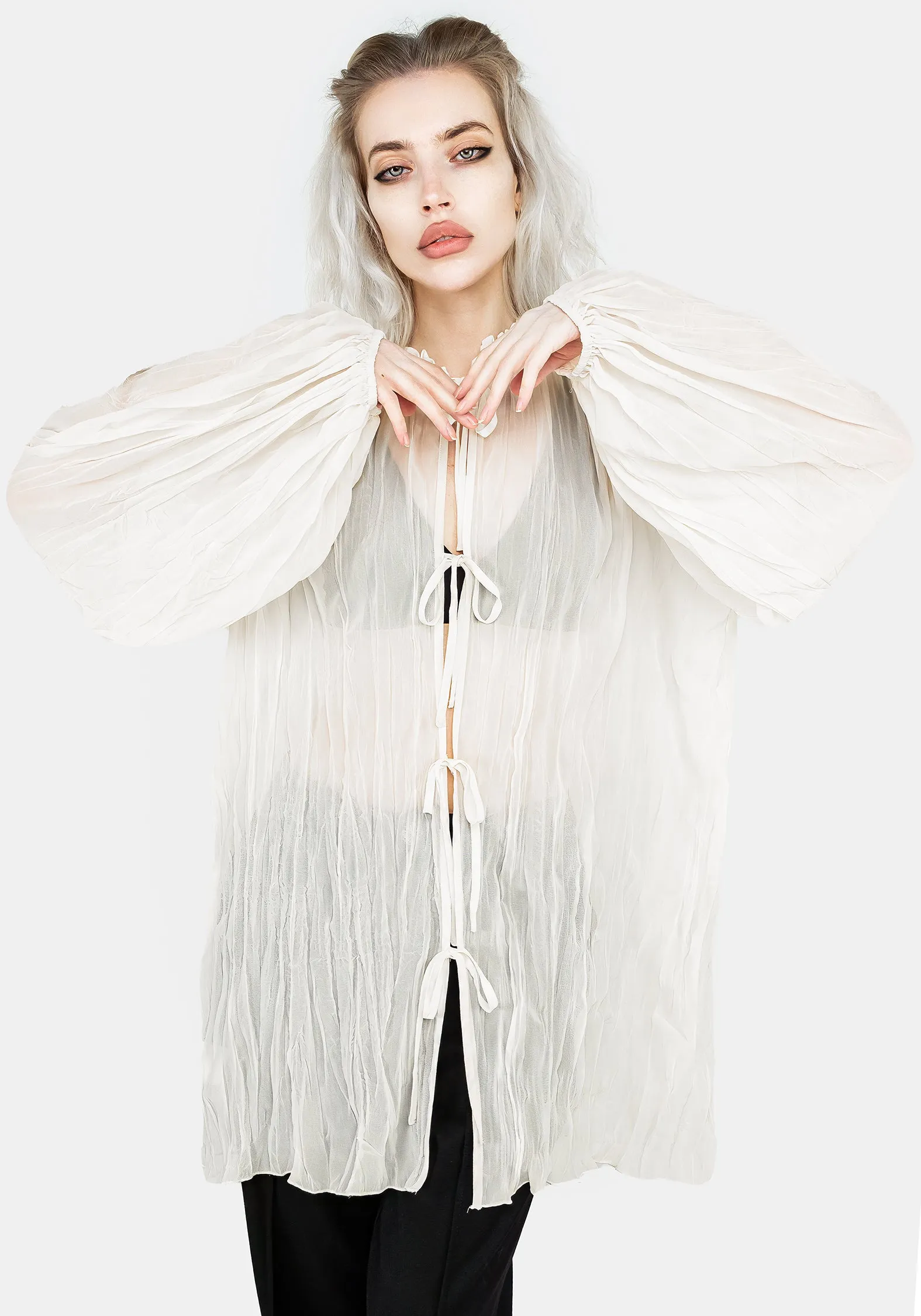 Durable Overlock Stitch StretchFabric Villain Textured Blouse - White