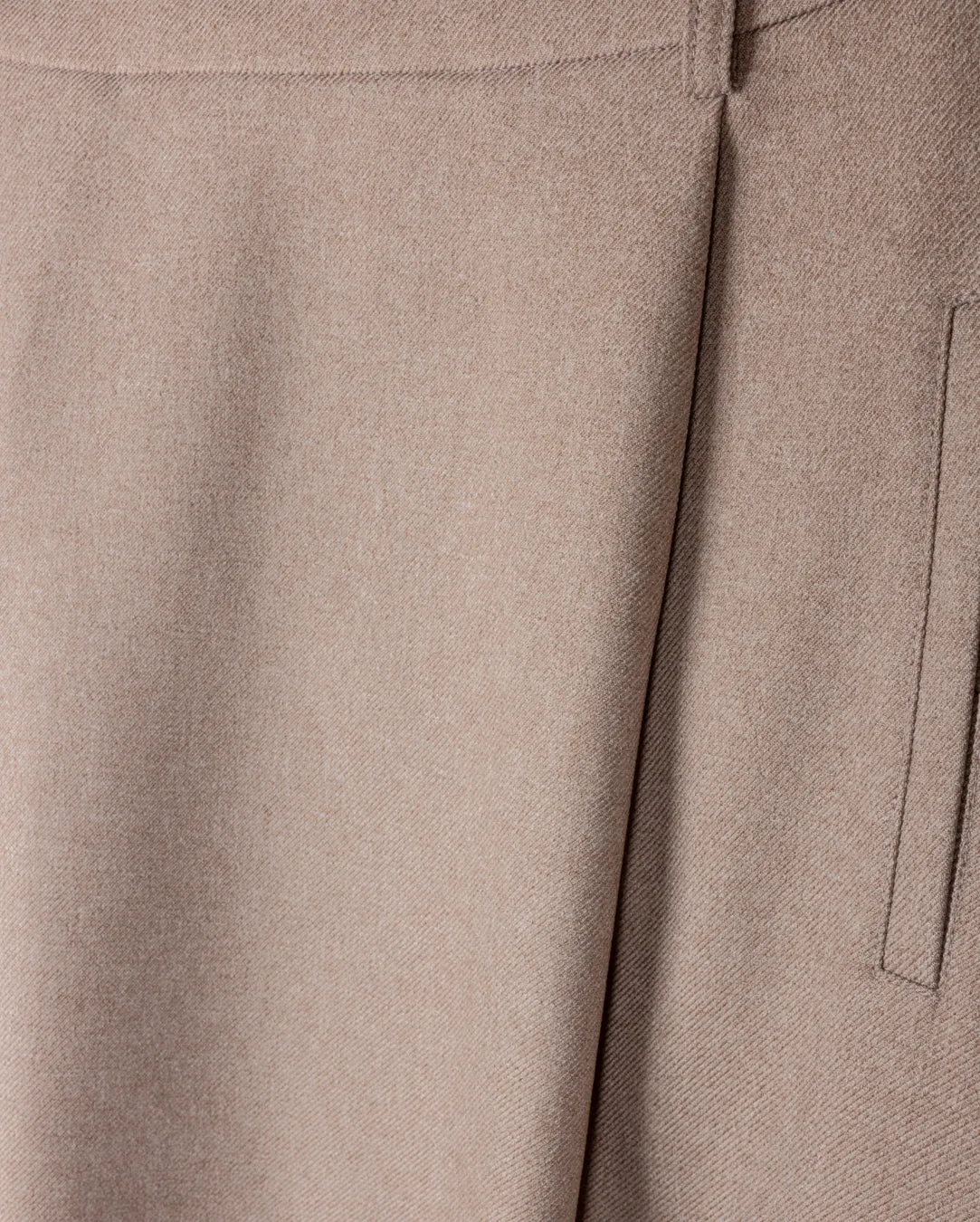 Single Front Pleat Skirt Pure Vibes