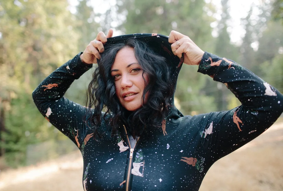 Smart Fashion Cropped Hoodie In Protection Spell