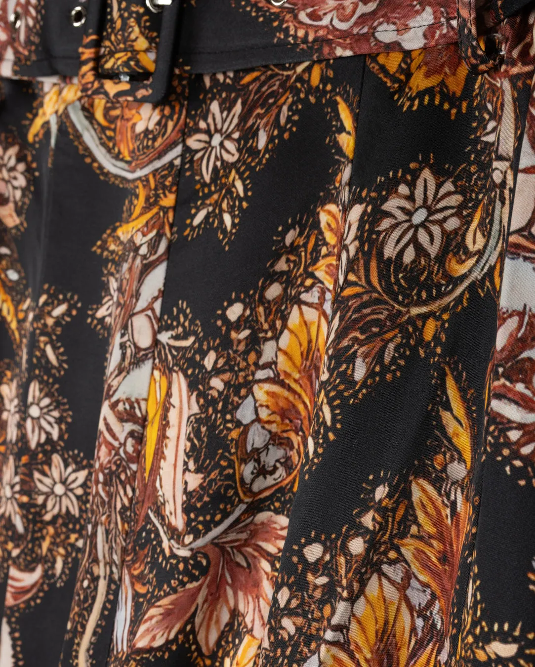 Weeks Paneled Skirt Twist Front Design Breathable Lining