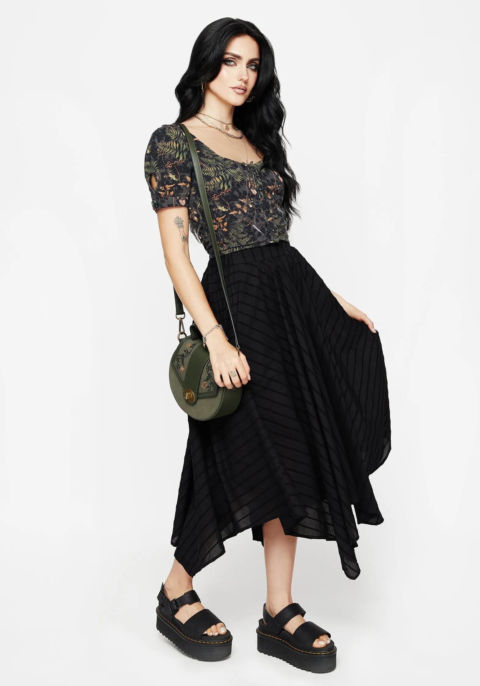 Elegant Look SlipResistant Wither Fern Print Button Up Top