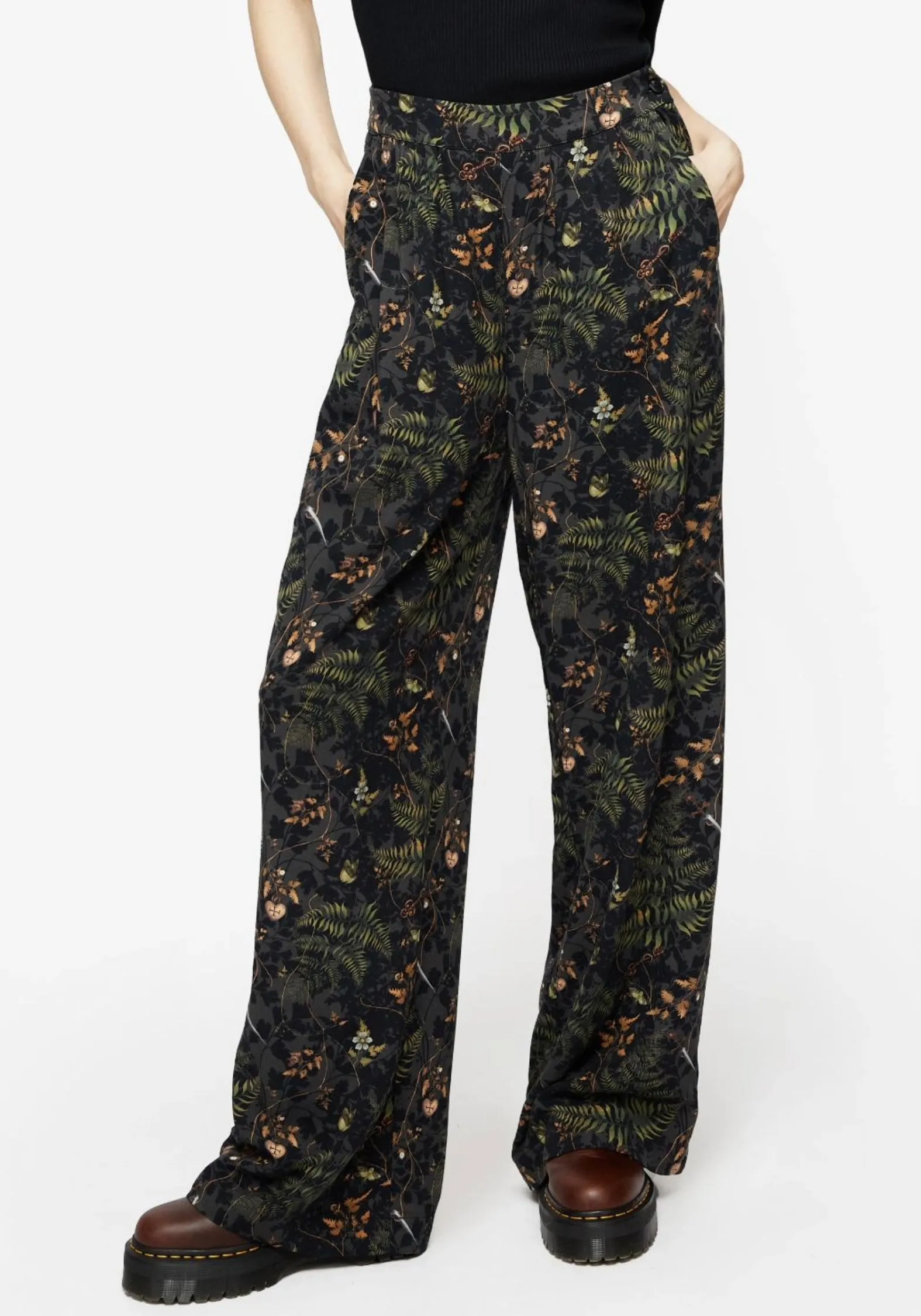 Moisture wicking Relaxed Wearable Wither Fern Print Wide Leg Trousers
