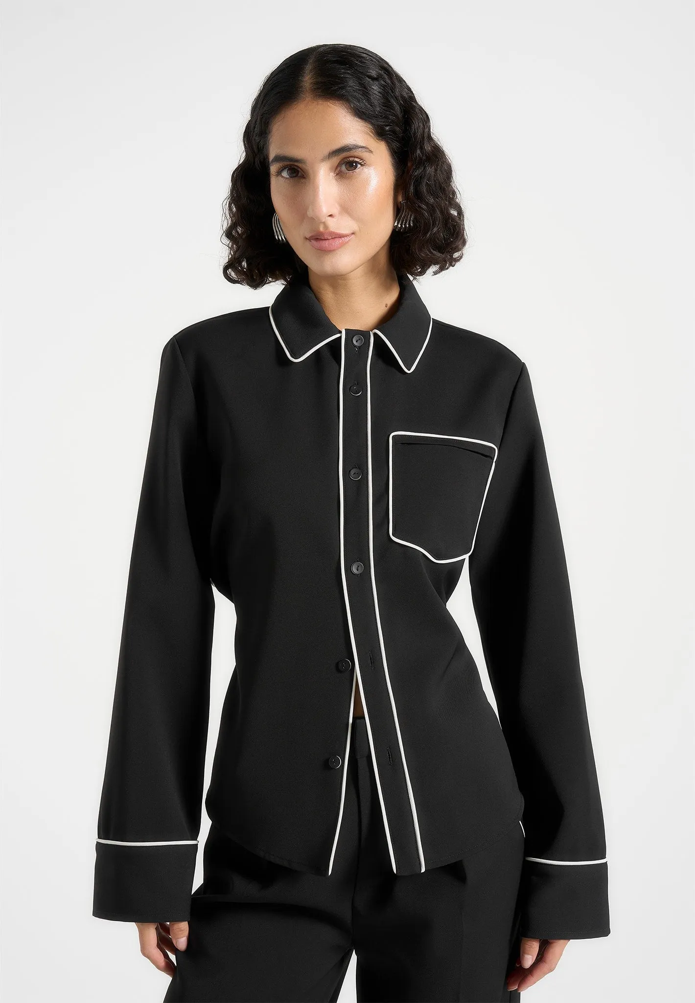 Spandex Enhanced Elasticity Contrast Piped Backless Tie Shirt - Black/White