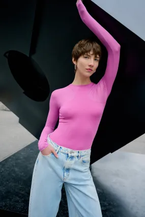 Wide Shoulder Cut Yada Top