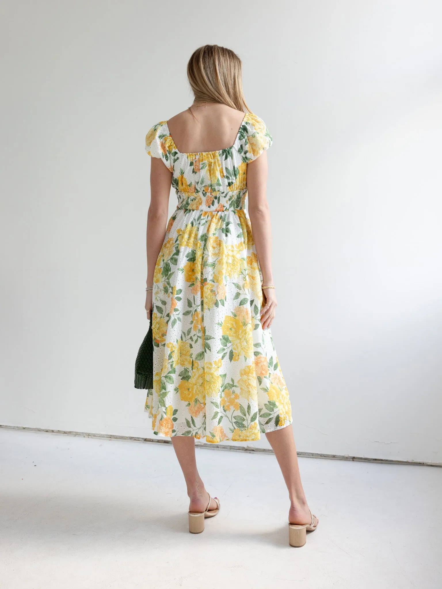 Yellow Rose Dress Refined fit