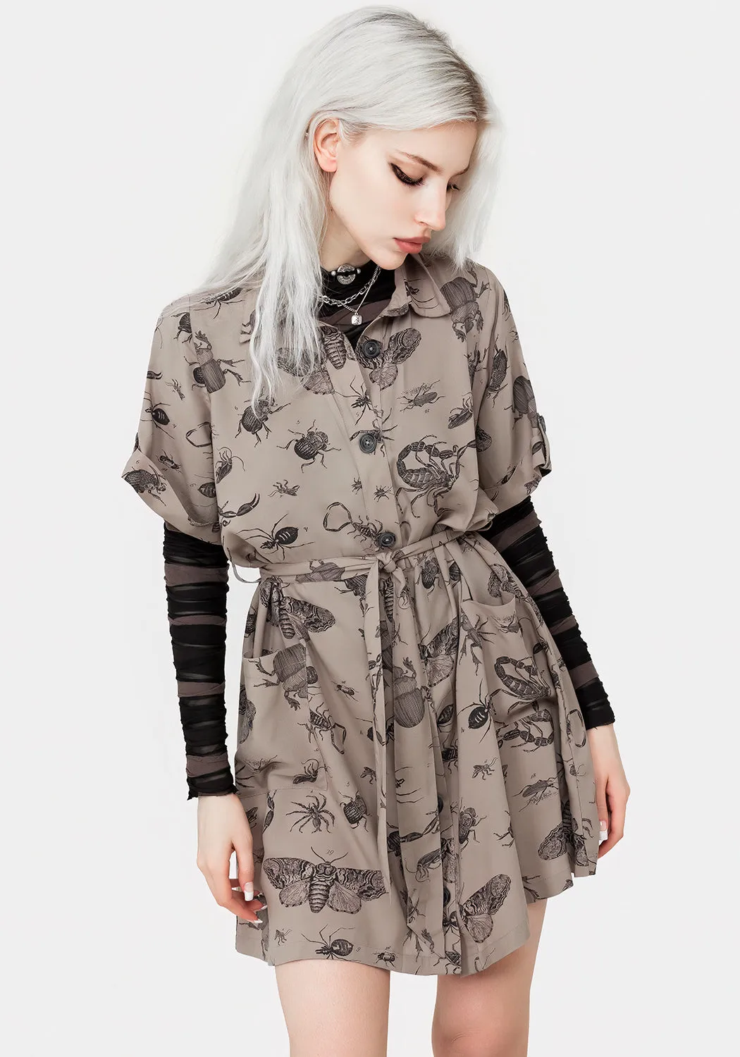 City Essential Soft touch evening dress Parasite Bugs Print Mini Short Sleeve Shirt Dress - Taupe