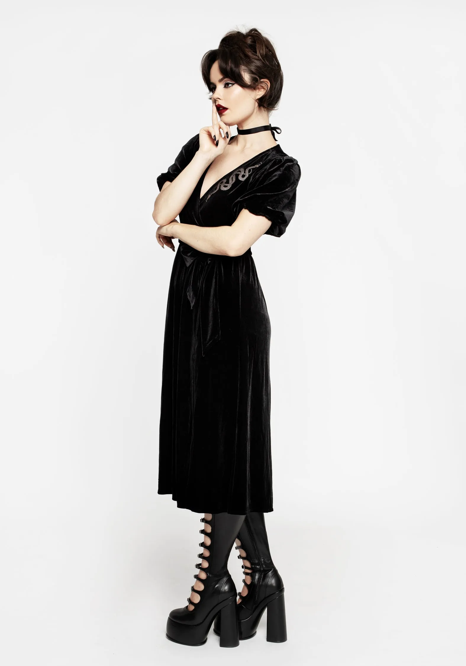 BiasCutSilhouette Vibrant Layer Zarina Embroidered Midi Wrap Dress - Black